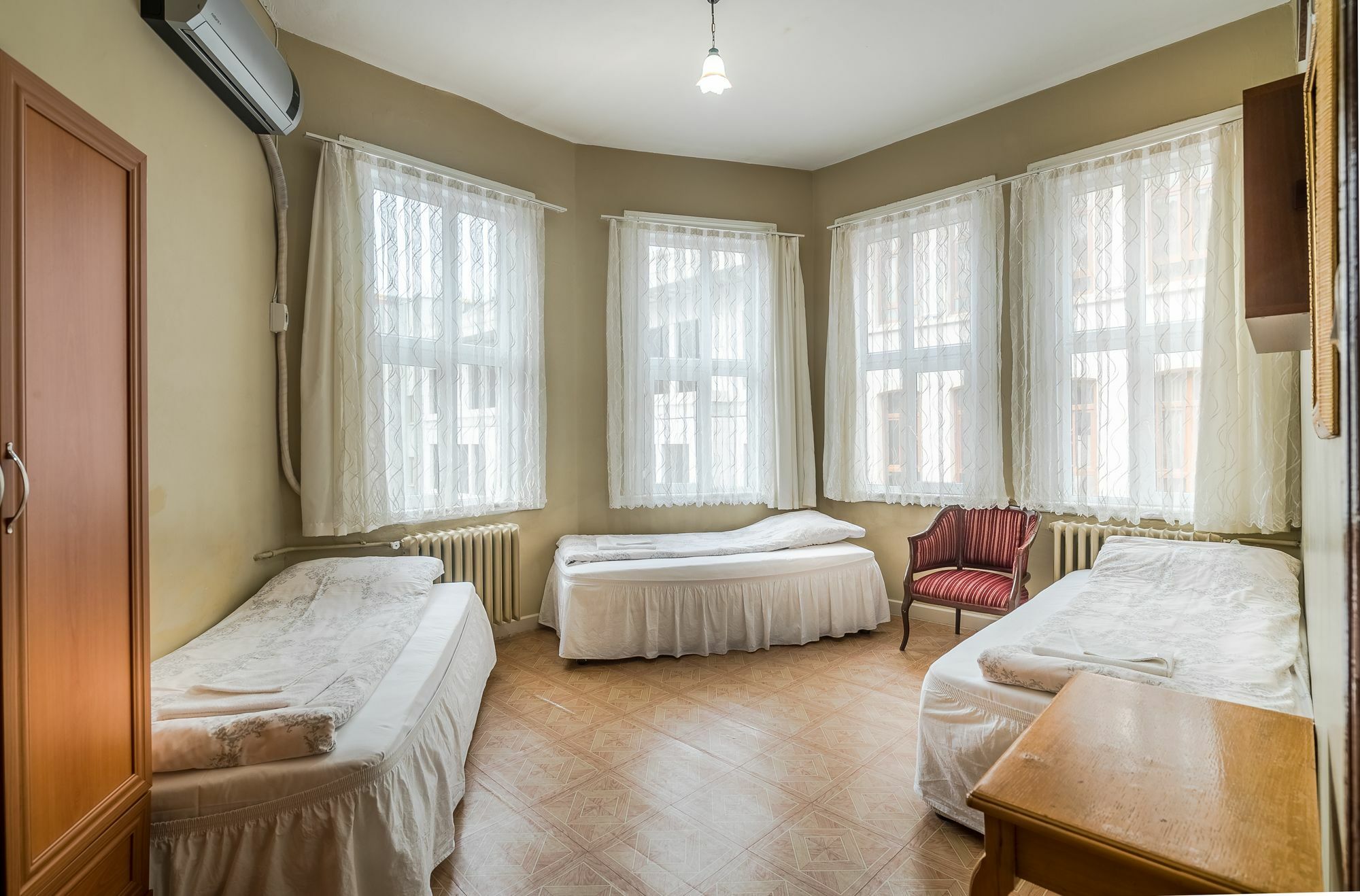 Yeni Hotel Istambul